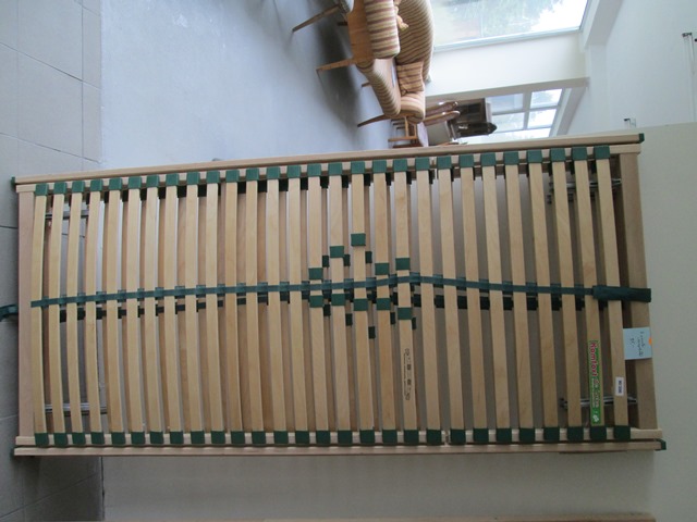 842 Lovos grotel